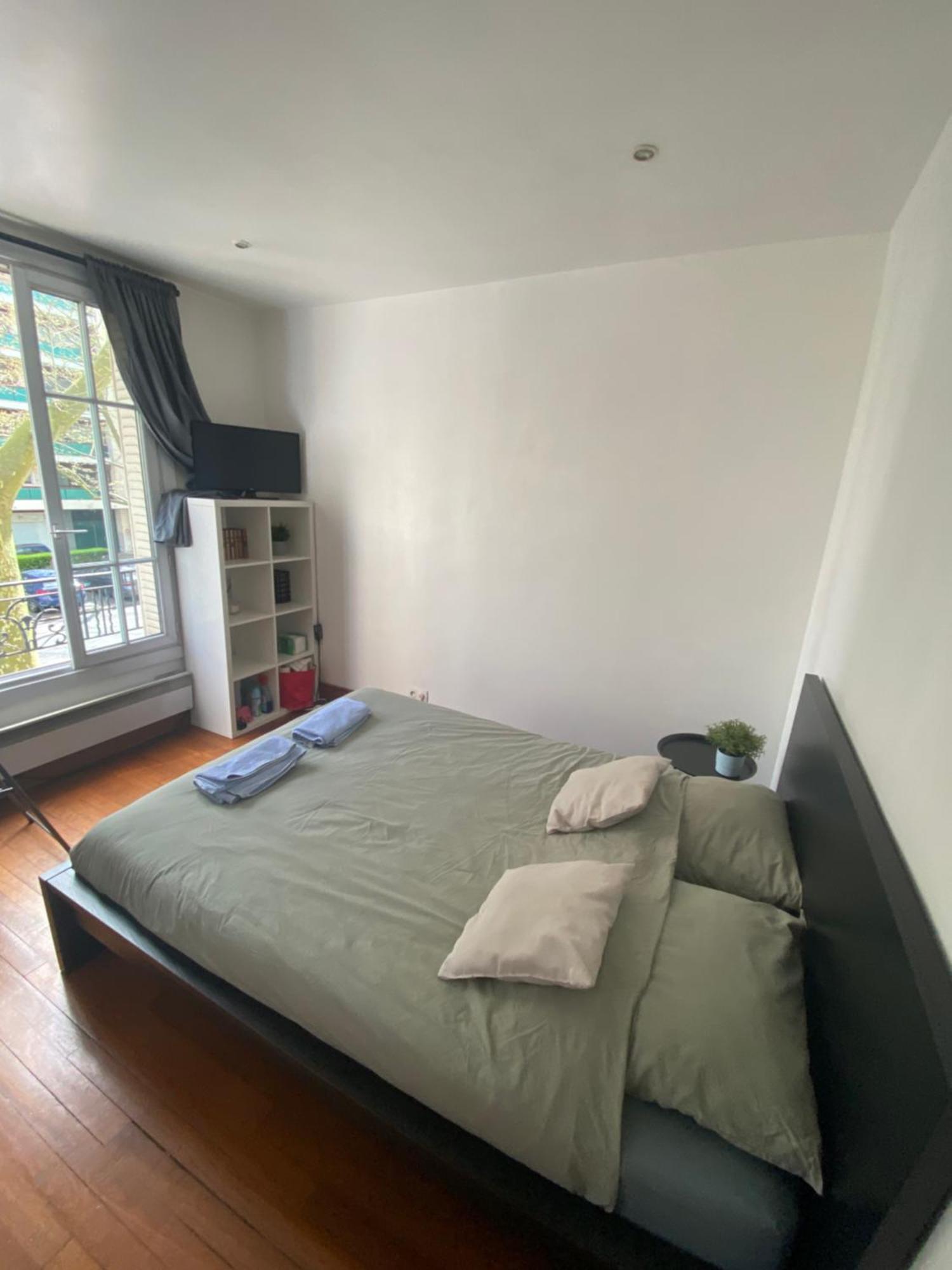 Studio Proche Paris Шавиль Экстерьер фото